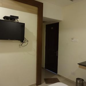 Standard Double Room Fan